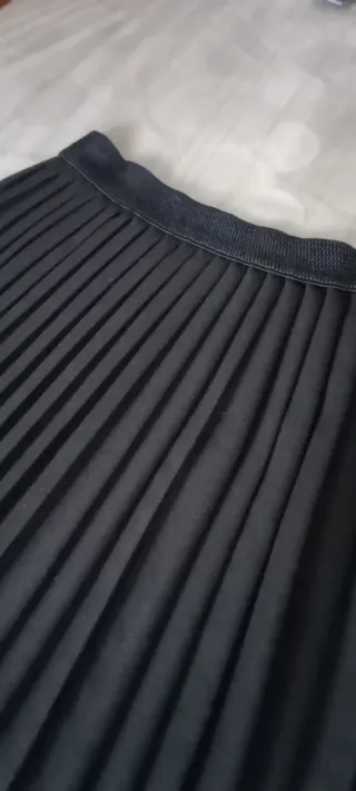 Gonna lunga nera plissettata