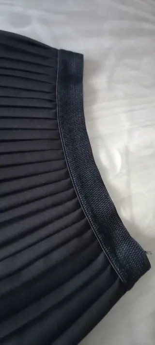 Gonna lunga nera plissettata