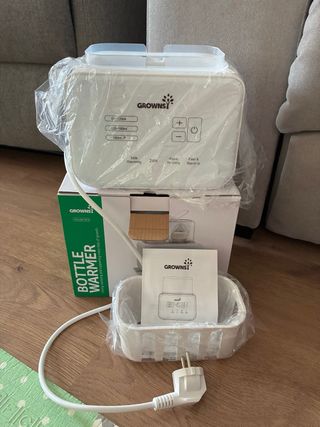 Calientabiberones y esterilizador Grownsi