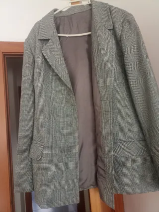 Chaqueta americana cuadros gris y blanco