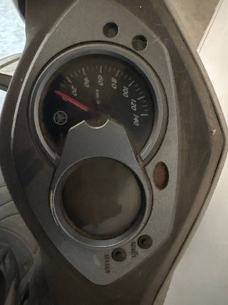 Yamaha Cygnus X Scooter Plata 2009