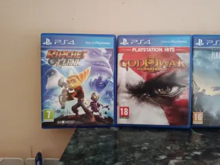 Vendo/Cambio 4 juegos PS4