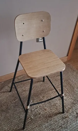 Silla alta / Taburete estilo industrial - Madera