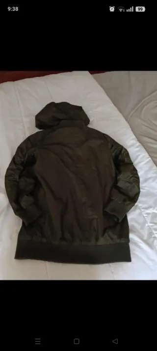 Chaqueta Pull&Bear verde militar Talla S
