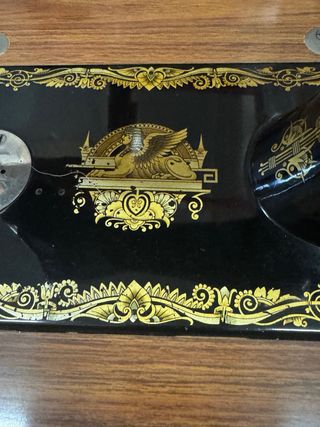 Máquina de coser Singer antigua