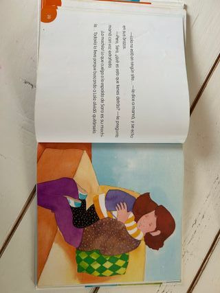 Cuentos bilingües. Where is Lola? - ¿Dónde está...