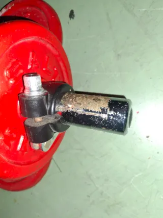 Barra con discos de pesas Salter