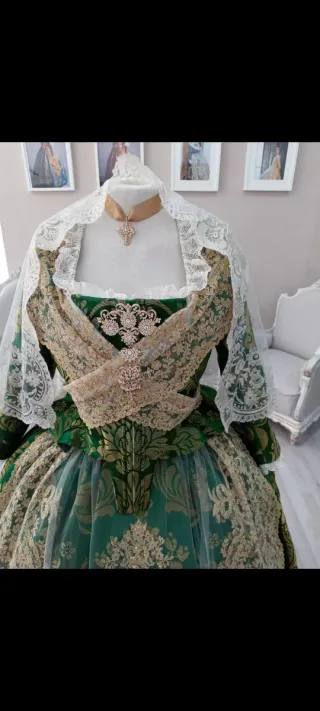 Traje de Valenciana Talla 42