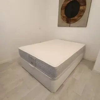 Colchones viscoelastico, bases tapizada y canapes.