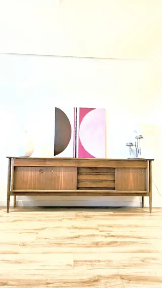 APARADOR MID CENTURY.