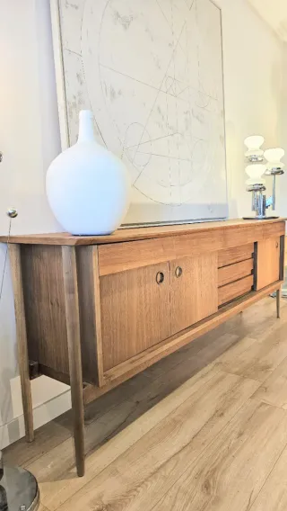 APARADOR MID CENTURY.