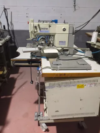 Máquina de coser Brother industrial