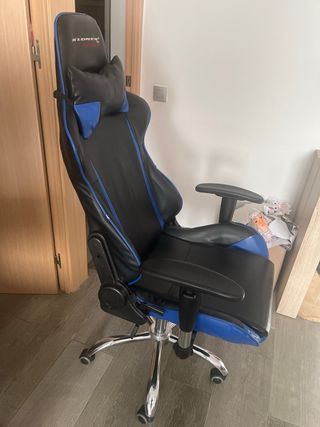 Silla Gamer KLONER Negra y Azul