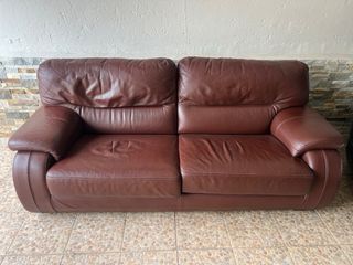 Sofá de 2 plazas 210cm en buen estado