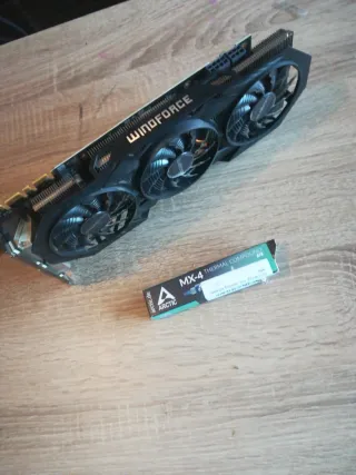 Tarjeta Gráfica Gigabyte