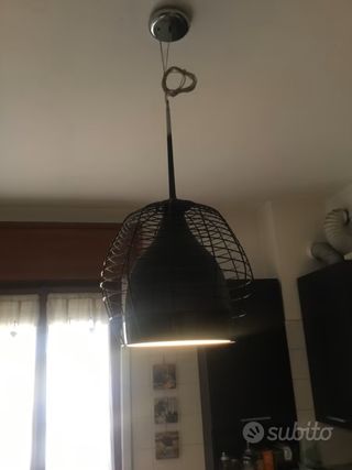 Lampadario nero stile urban