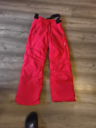 Pantalones de esquí rojos con tirantes
