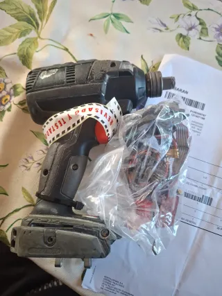 Taladro Atornillador Impacto Bat Ass18-A