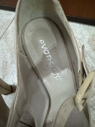 Scarpe Mary Jane Beige con Tacco