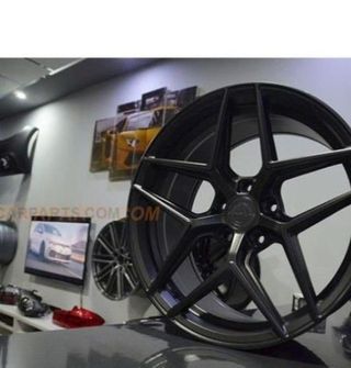 Juego de 4 Llantas 19 Concaver CVR2 Carbon Graphit