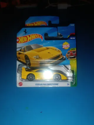 Hot Wheels Ferrari F40 Competizione (3 uds)
