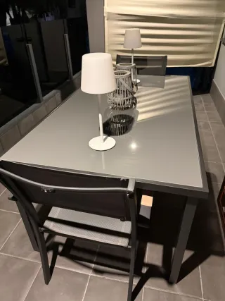 Mesa y 2 Sillas Exterior Cristal y Metal