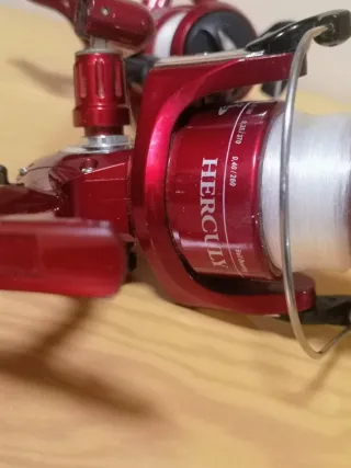 2 Carretes de Pesca Herculy Rojos