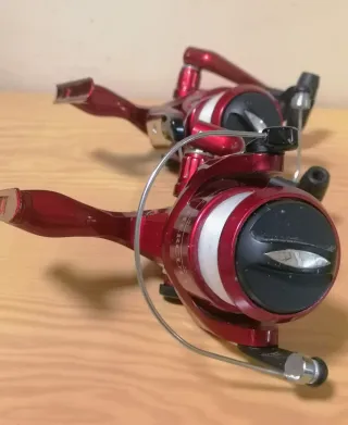 2 Carretes de Pesca Herculy Rojos