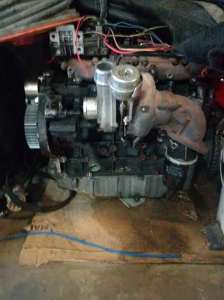 Turbo bomba inyectora Kia Carnival 2006