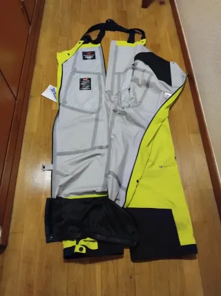 Chaqueta y pantalón Obermeyer Hi-Shell