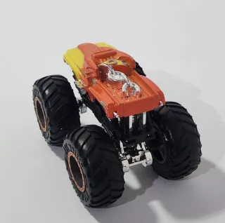 Hot Wheels Hotweiler Dog Monster Truck