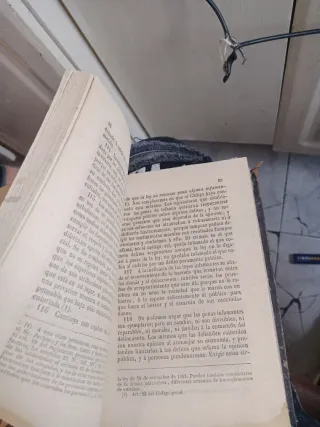 Libro antiguo Elementos del derecho civil y penal