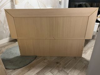 Cabecero y 2 mesillas de madera