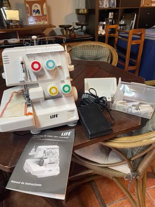 Máquina de coser overlock LIFE