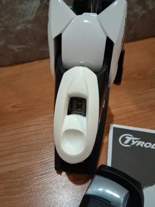 Attacchi sci Tyrolia