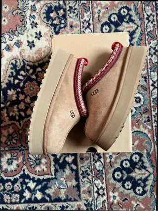 Stivali UGG Tazz II Marrone Taglia 37