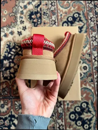 Stivali UGG Tazz II Marrone Taglia 37