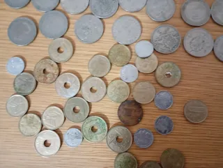 Lote de monedas de Pesetas, incluye 1 de 500