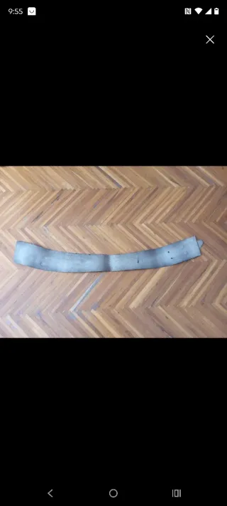 Cinturón de piel vintage, años 80, en color negro.