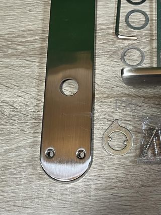 Manetas para puertas Emuca