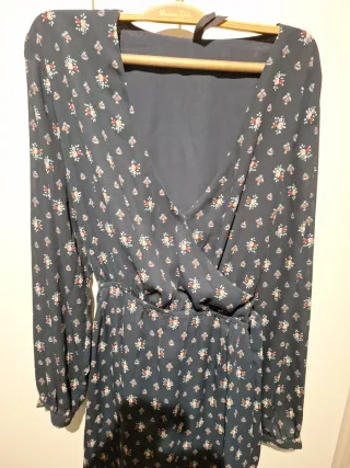 Vestido azul estampado floral