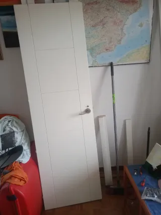 Puerta maciza lacada blanco 62x203