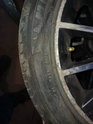 Llantas Fiat Bravo con neumáticos Michelin