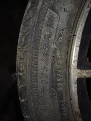 Llantas Fiat Bravo con neumáticos Michelin