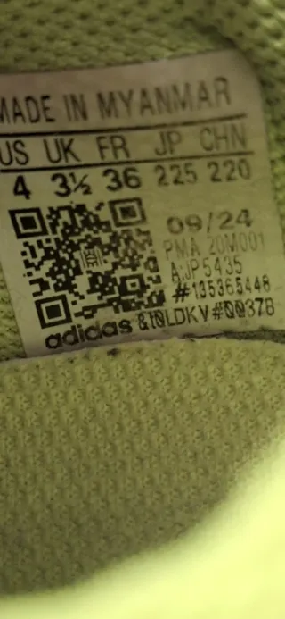 Zapatillas Adidas Sala niño rojas y blancas