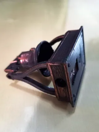 Sacapuntas Metálico Vintage forma de Campana