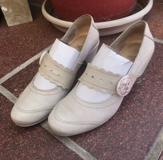 Zapatos de piel mujer beige