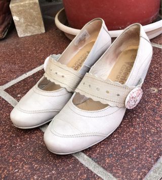 Zapatos de piel mujer beige
