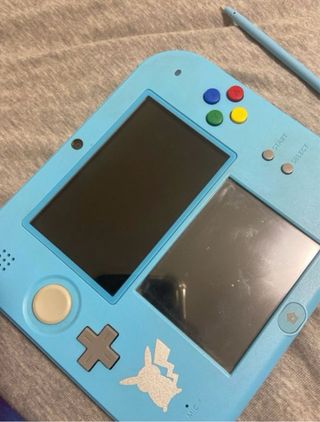 Nintendo 2DS Edición Pokémon Luna - Con caja