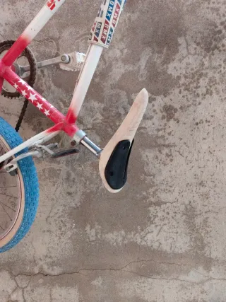 Bicicleta BMX Orbea Vintage Roja y Blanca